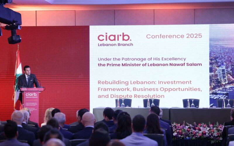المعهد الملكي للمحكمين ciarb إفتتح مؤتمر إعادة بناء لبنان:أطر الاستثمار،آفآق الاعمال وحل النزاعات” في فينيسيا