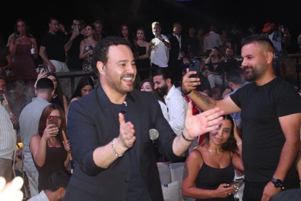 عاصي الحلاني يستعدّ لإصدار جديده “أشتكي لله” في صيف واعد بعد حفل الأضحى الإستثنائي في بيروت